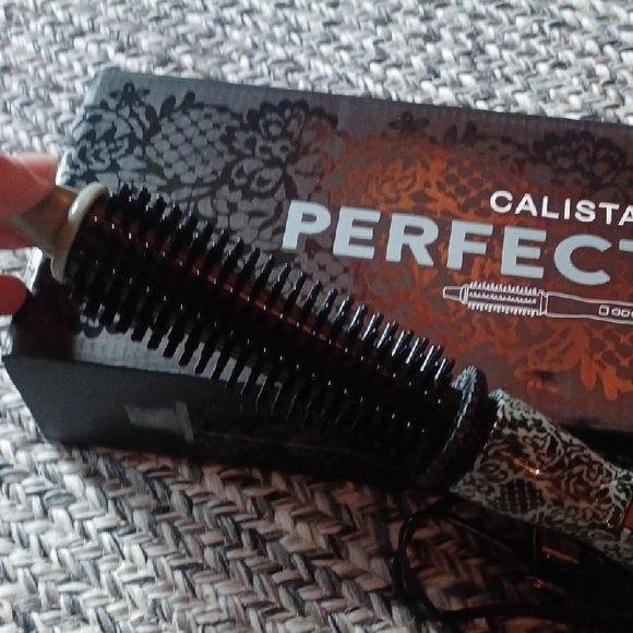 Calista Perfector Pro+ Hair Styling Tool - Picture 2 of 2